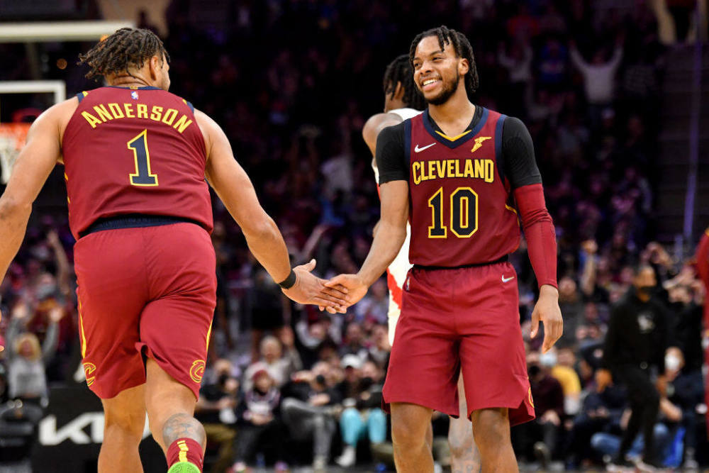  加兰德关键罚球稳稳命中，骑士加时险胜猛龙巩固东部排名