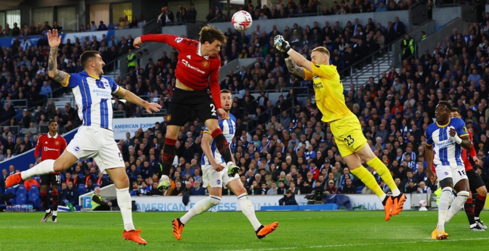  克莱蒙定位球战术显神威，头球接力破门绝杀对手